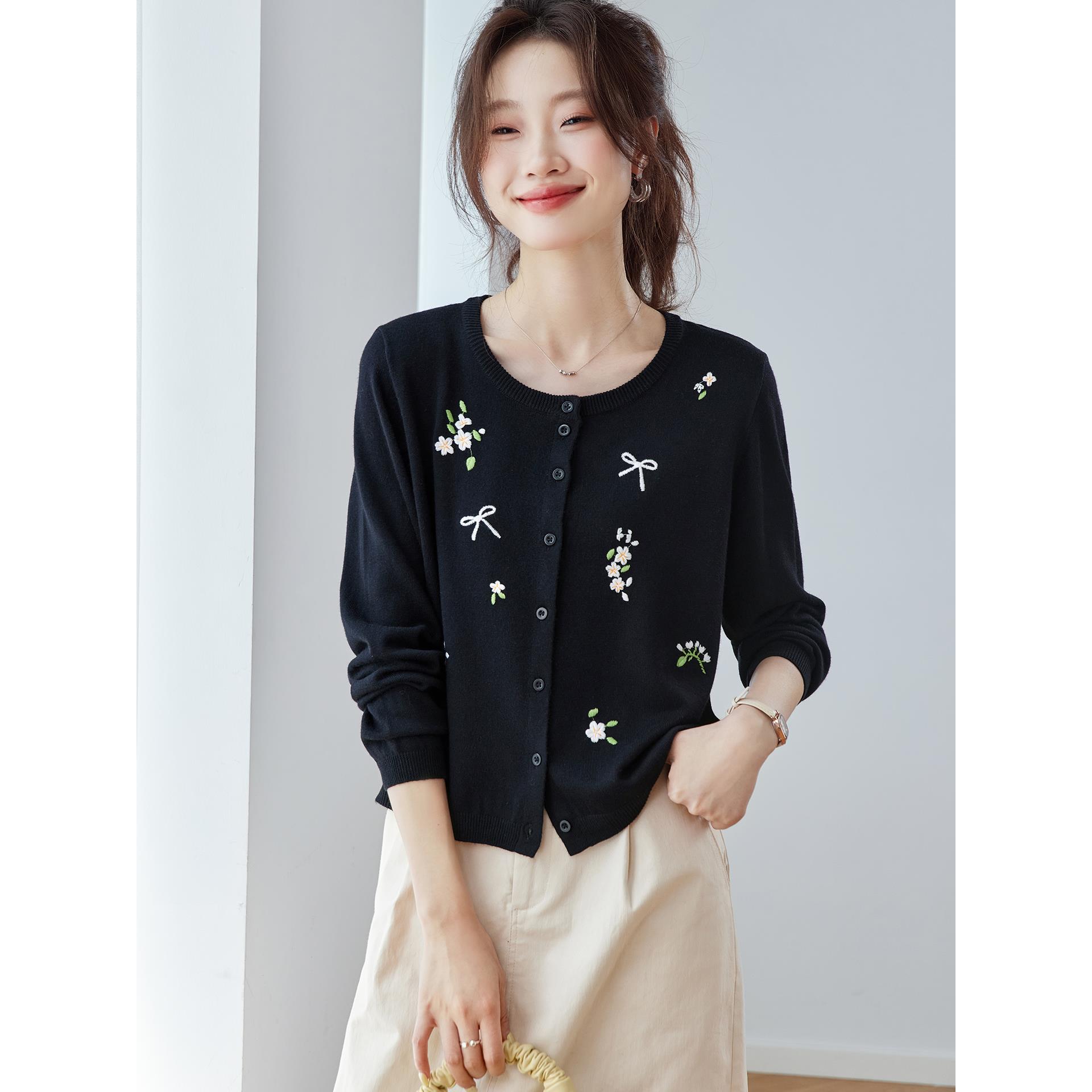 JOYIASS洋气减龄刺绣针织开衫女春秋2025新爆款宽松显瘦短款空调