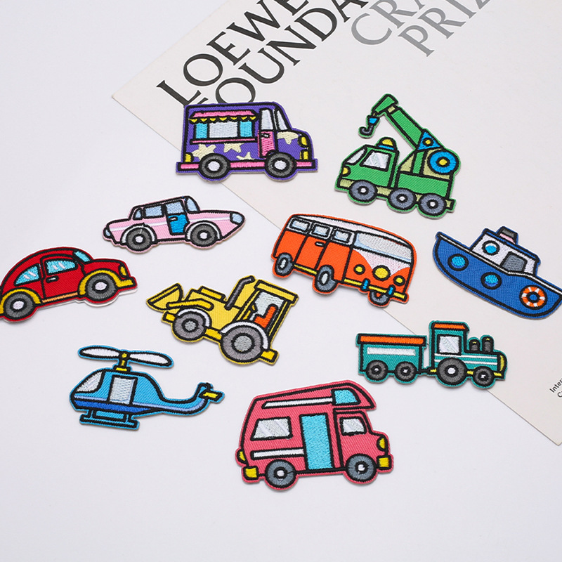 卡通汽车刺绣贴223524
