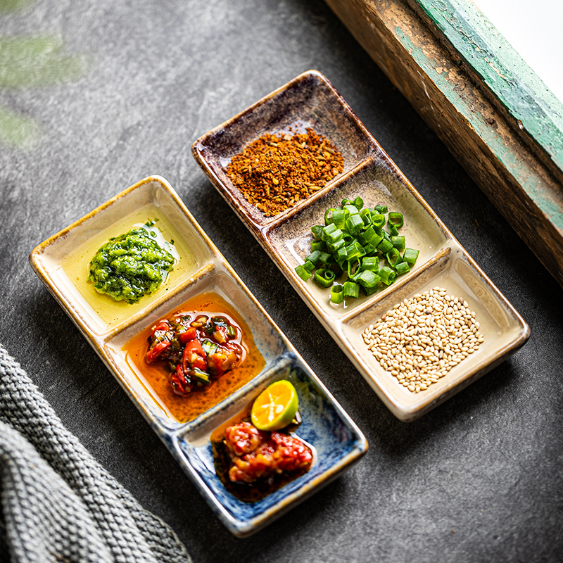 日式三格碟配料调味碟辣椒蘸料碟盘商用专用小平碟多功能餐具碟盘