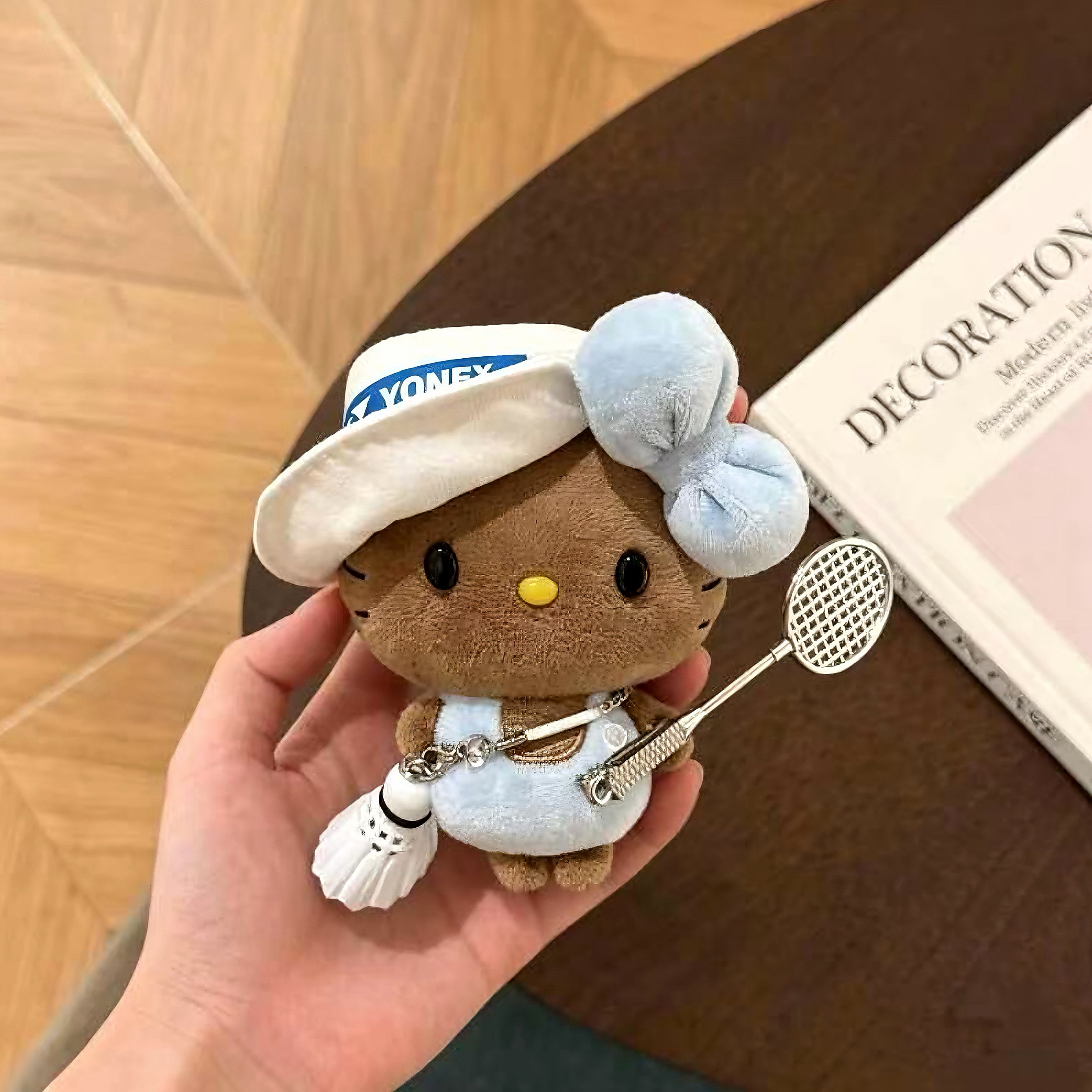 黑皮可爱豆豆眼hello kitty羽毛球网球玩偶钥匙扣车挂包包挂件图片