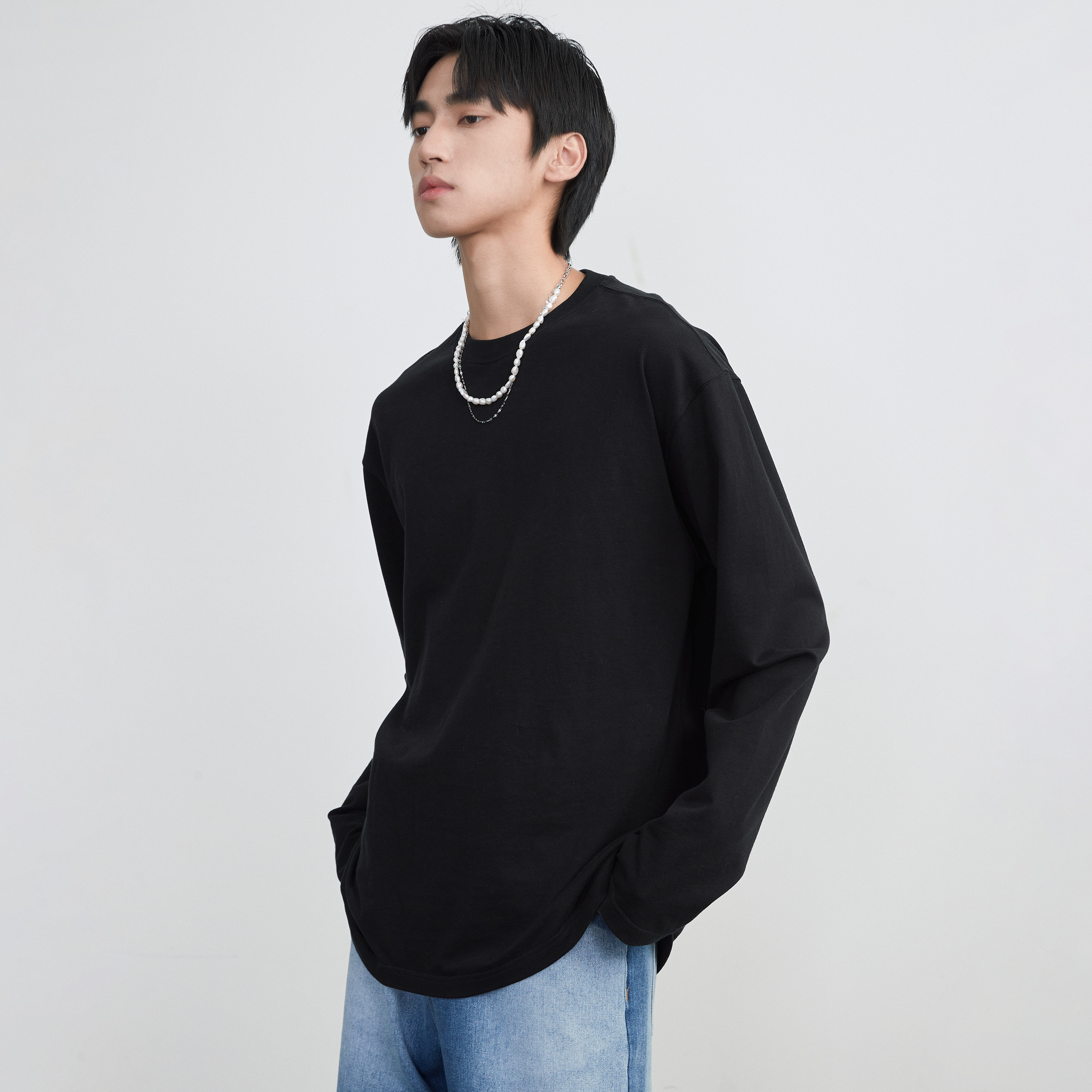 DIMC休闲质感黑白色长袖T恤