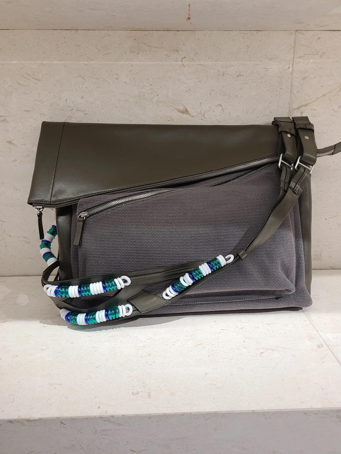 现货kiko kostadinov拼接皮质串珠斜挎包jarocka shoulder bag