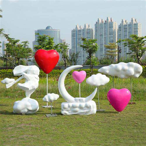 户外卡通玻璃钢抽像几何兔雕塑商场售楼部景观网红云朵摆件