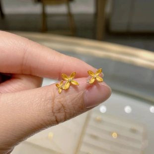 古法手工镶嵌莫桑石桂花耳钉黄金传世金秘境小花耳饰高级感耳环