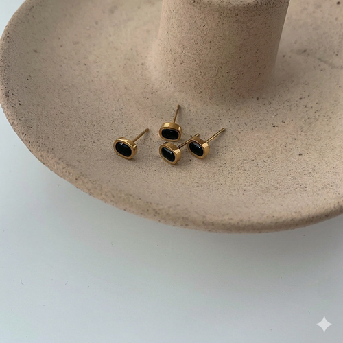 黑金小豆豆耳钉小众日常基础款