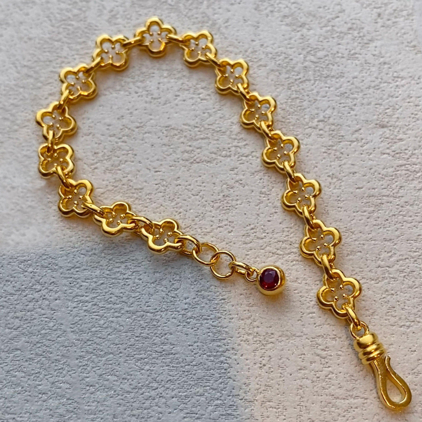 现货vintage【四叶花】金环扣红宝石尾链仿黄金手链女新款高级感