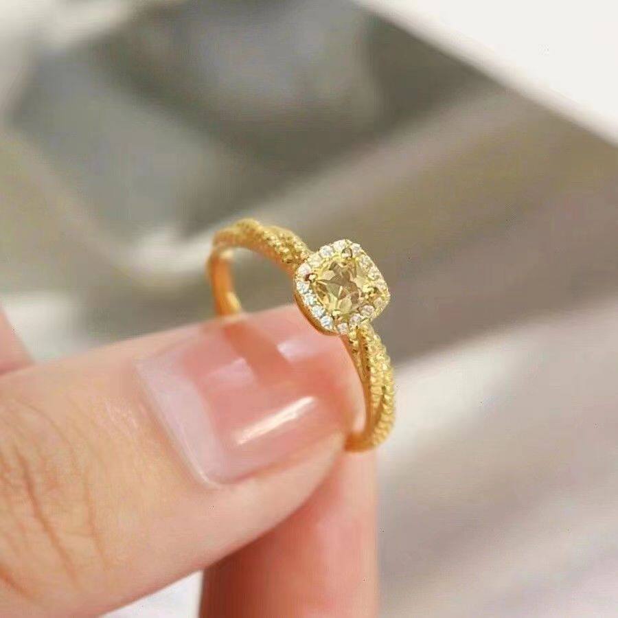黄水晶戒指女轻奢超闪小方糖黄钻
