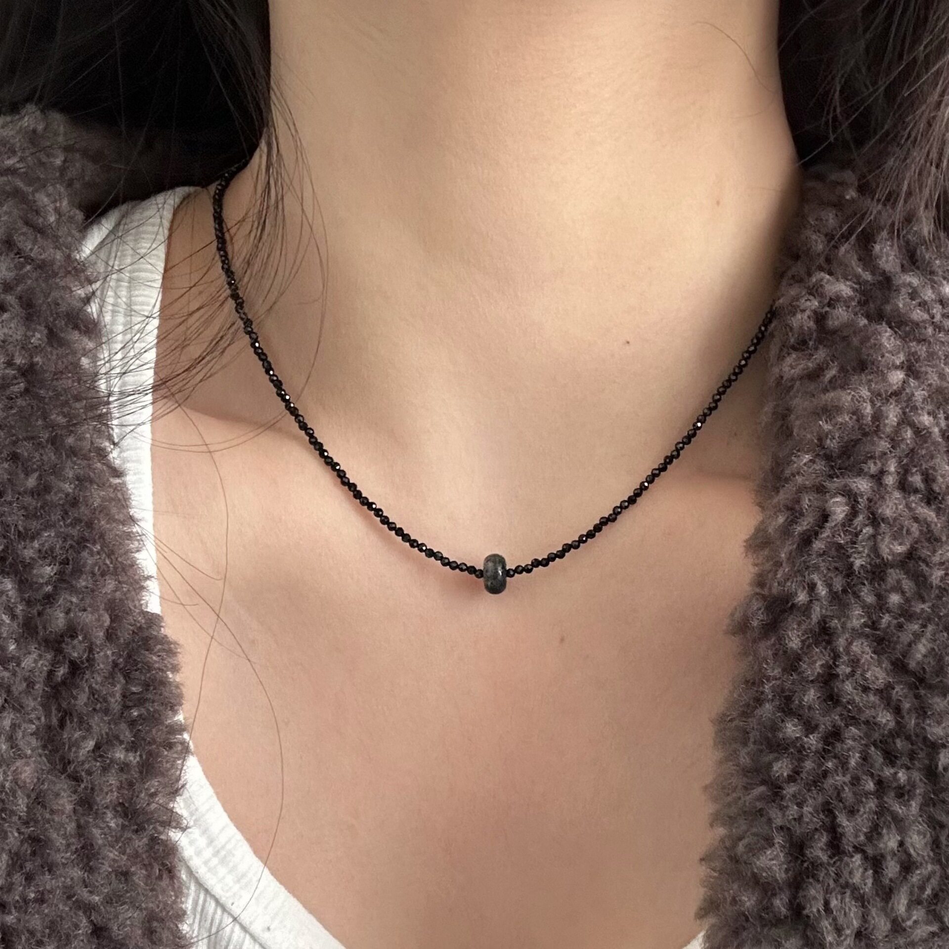 黑尖晶闪光石项链女款轻奢小众