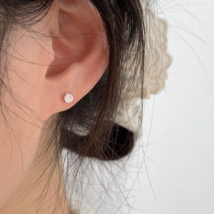 S925纯银迷你锆石小耳钉女生高级感精致小巧养耳洞耳防过敏耳环