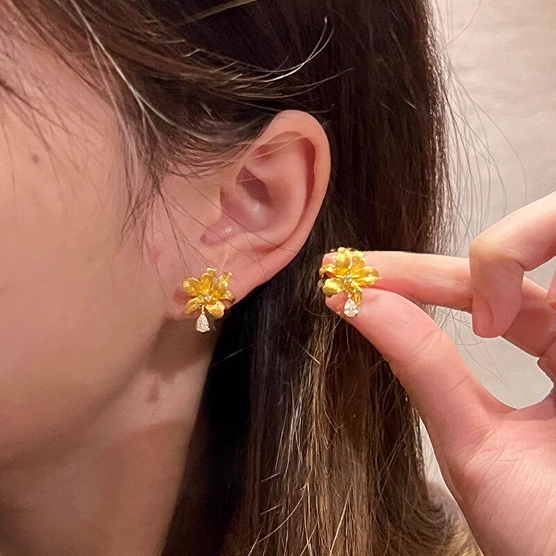 中古金色拉丝百合花水滴闪钻耳环