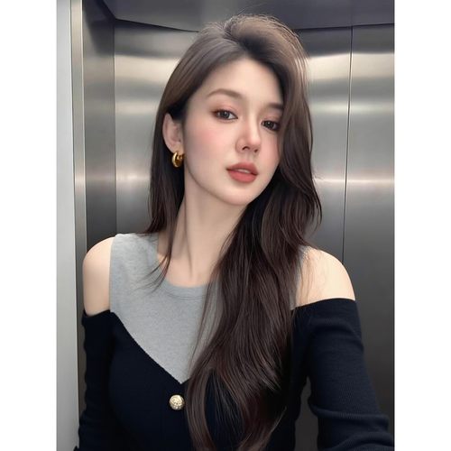 早秋独特修身假两件针织打底衫女高级设计感复古镂空露肩长袖上衣