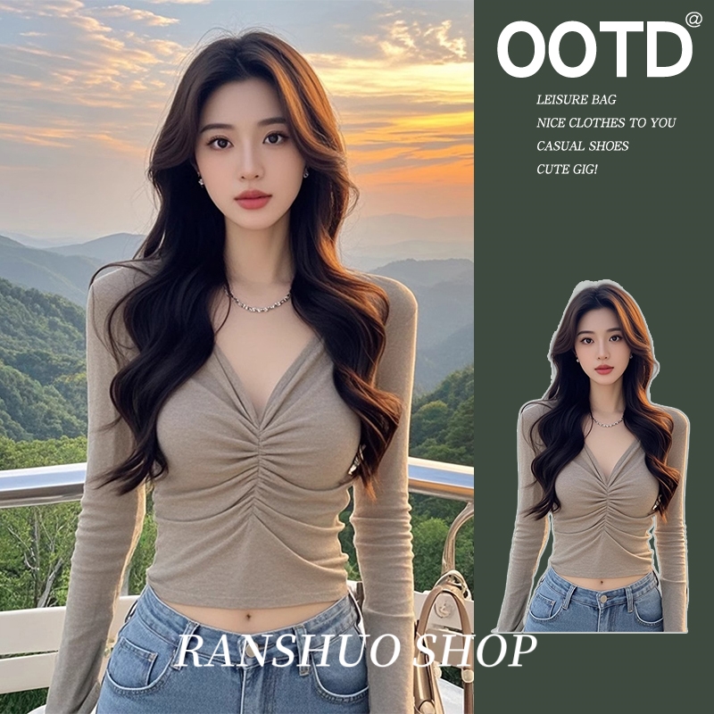 辣妹V领褶皱独特别致小上衣女秋季设计感小众短款修身长袖打底衫