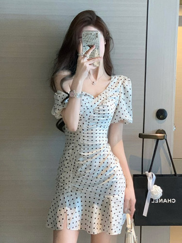 别致不规则波点连衣裙女小众设计