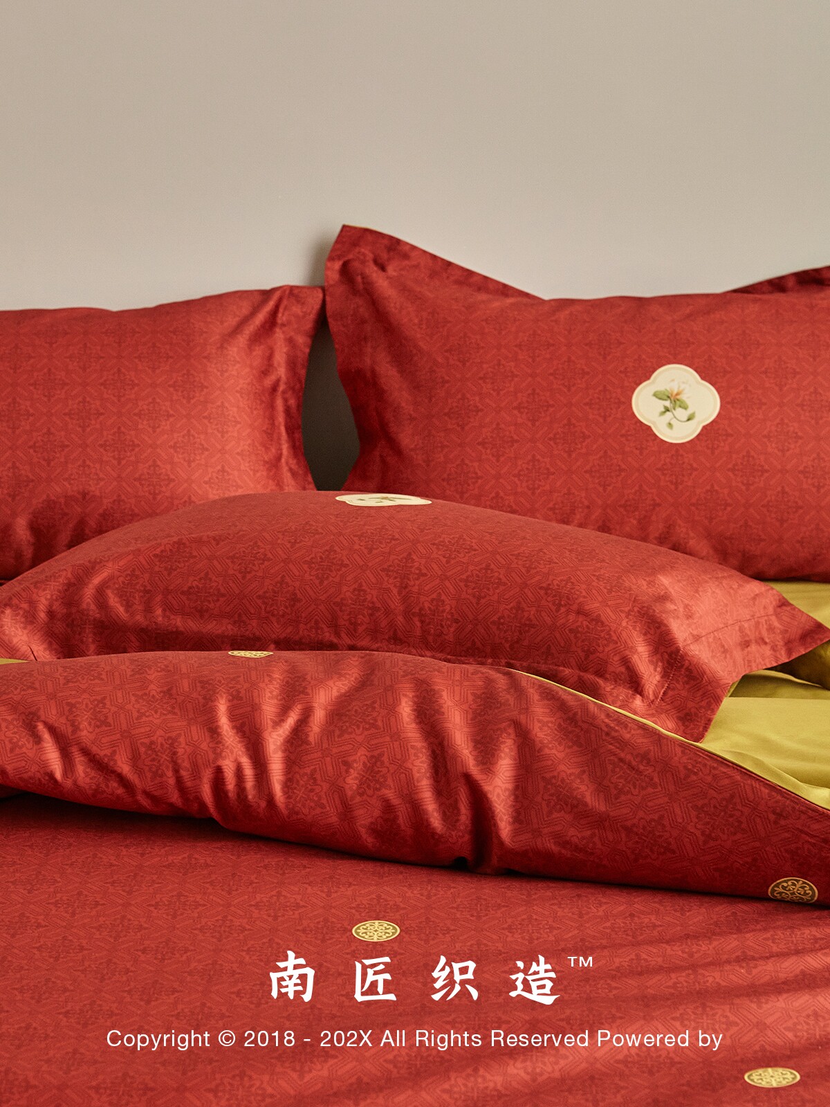 RED WEDDING FOUR-PIECE SET OF BEDDING WEDDING WEDDING WEDDING WEDDING WEDDING QUILT BED LINEN COTTON CHINESE WEDDING ROOM DECORATION