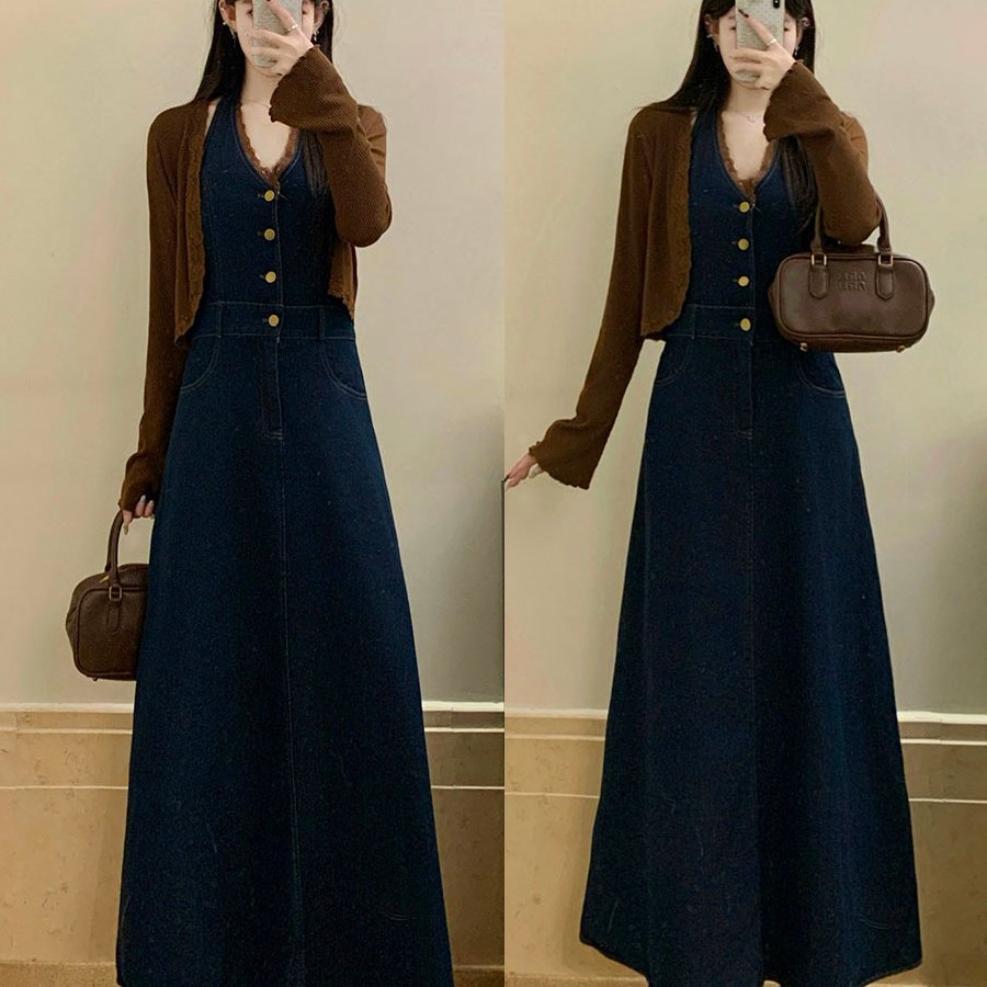 大码女装秋季法式高级感挂脖V领牛仔连衣裙+针织开衫套装