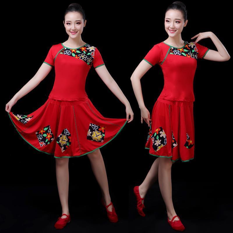 广场舞服装新款套装民族舞服女士圆领短袖大摆裙中国风舞蹈演出服