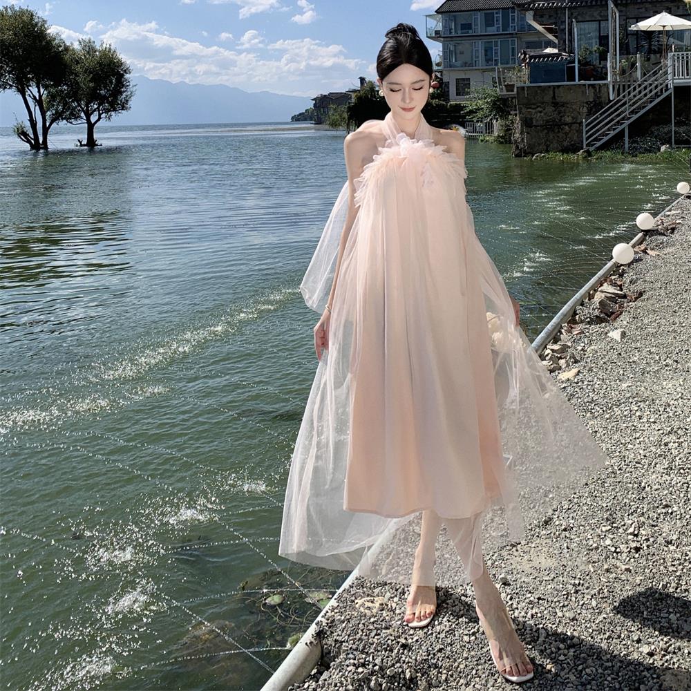 B新娘晨袍女超仙甜美夏日多巴胺超火粉色露背挂脖网纱连衣裙礼服