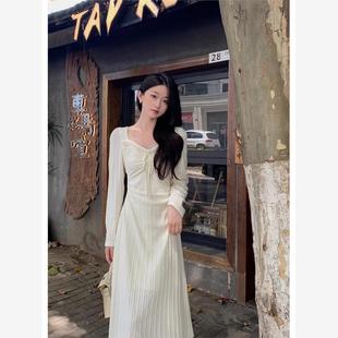 新款 2025秋冬新款 法式 溫柔風氣質(zhì)連衣裙女秋冬季 高級感長裙