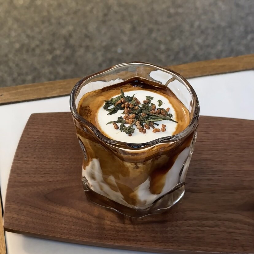 轻奢复古扭纹高透玻璃咖啡鸡尾杯图片