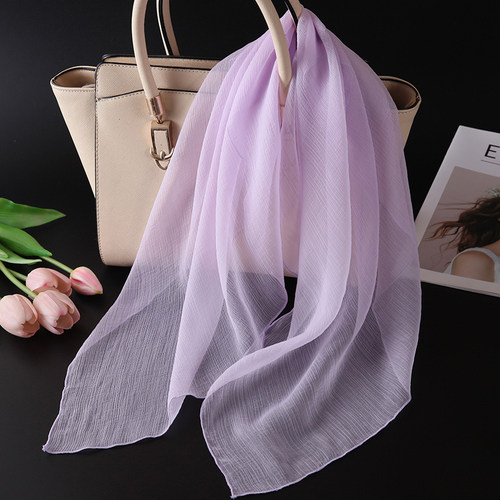 柔软透气浅紫色女桑蚕丝丝巾