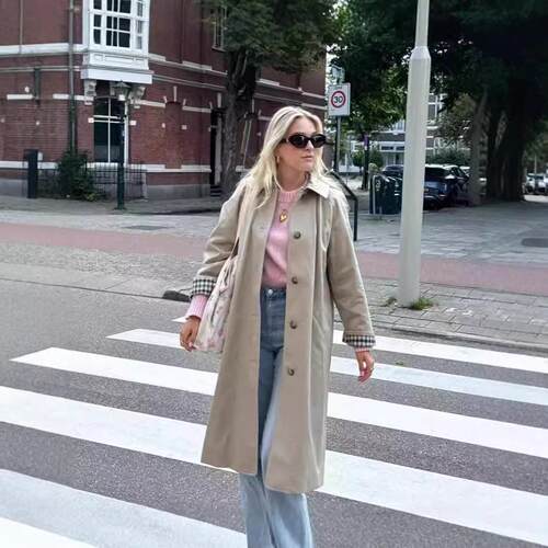 Women's khaki single coat windbreaker 风衣女卡其色单外套