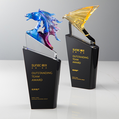创意造型水晶奖杯奖牌定制年会