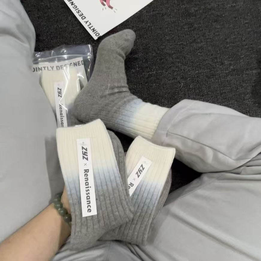 Puffshop秋冬加厚保暖羊毛中筒袜