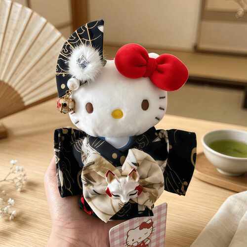 正版HelloKitty可爱和服kt猫玩偶格格公仔包包挂件钥匙扣娃
