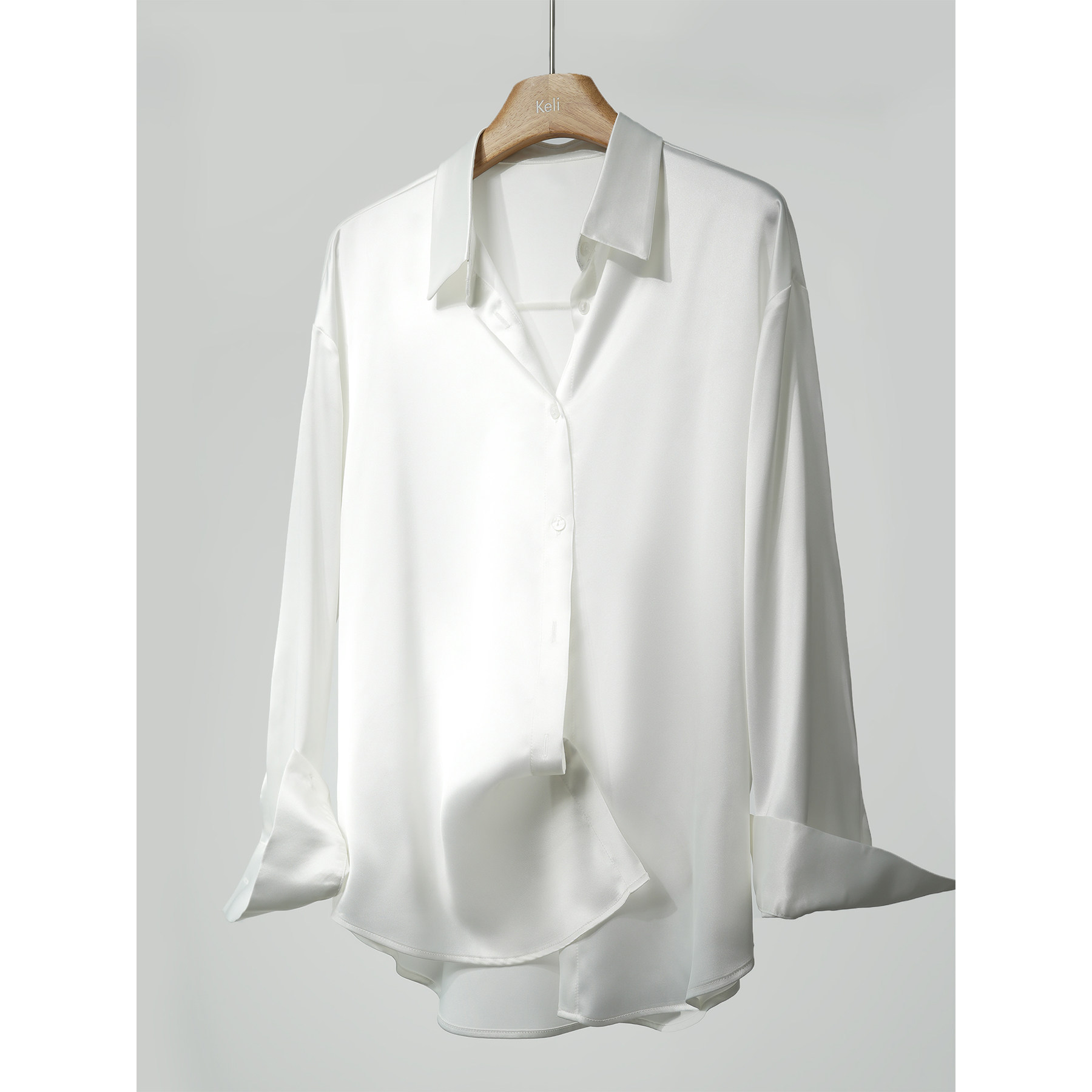 宽松版珠光白仿醋酸柔软缎面长袖通勤百搭纯色慵懒中性简约衬衫女