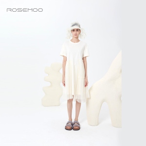 容子木ROSEMOO商场同款棉感平纹针织圆领拼纱连衣裙RMT2LC101A