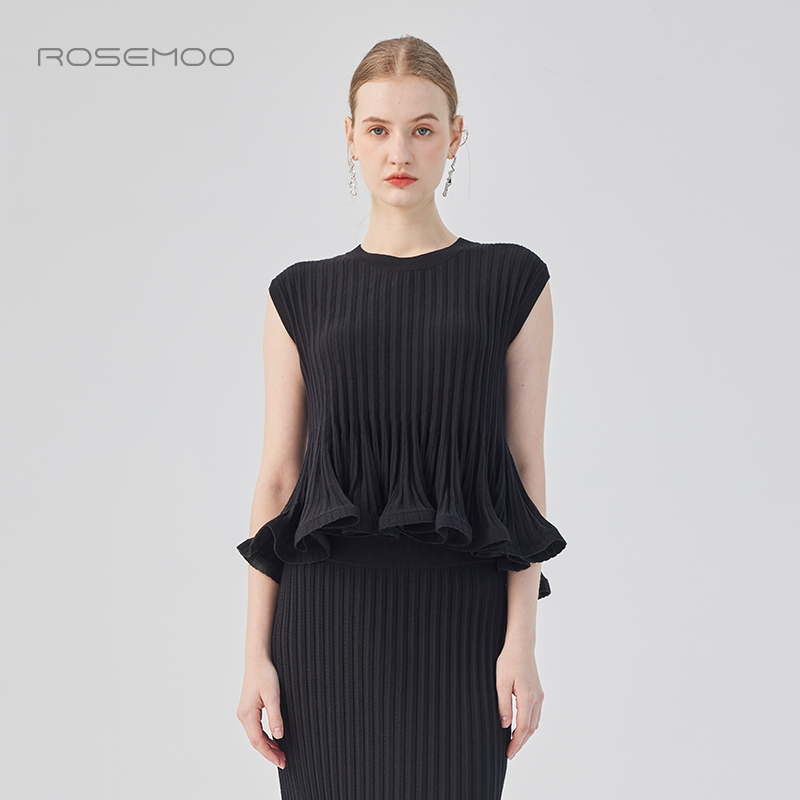 容子木ROSEMOO25春商场同款亲肤舒适毛织百褶无袖上衣RSS1TP451D - 封面