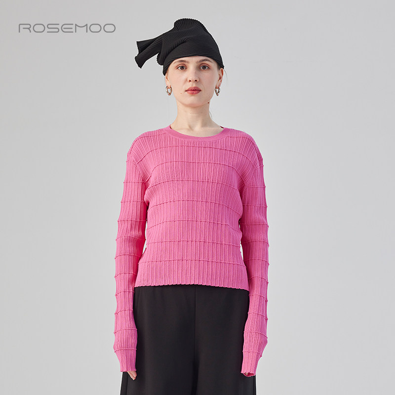 容子木ROSEMOO25春【商场同款】肌理感圆领毛织上衣RSS1TP445D
