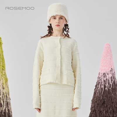 容子木ROSEMOO24年冬季新款温暖粗针纱短款开衫RCL4NP147A