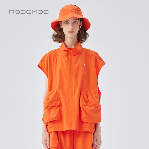容子木ROSEMOO25秋【商场同款】挺阔质感大口袋马甲RSS3AP289B
