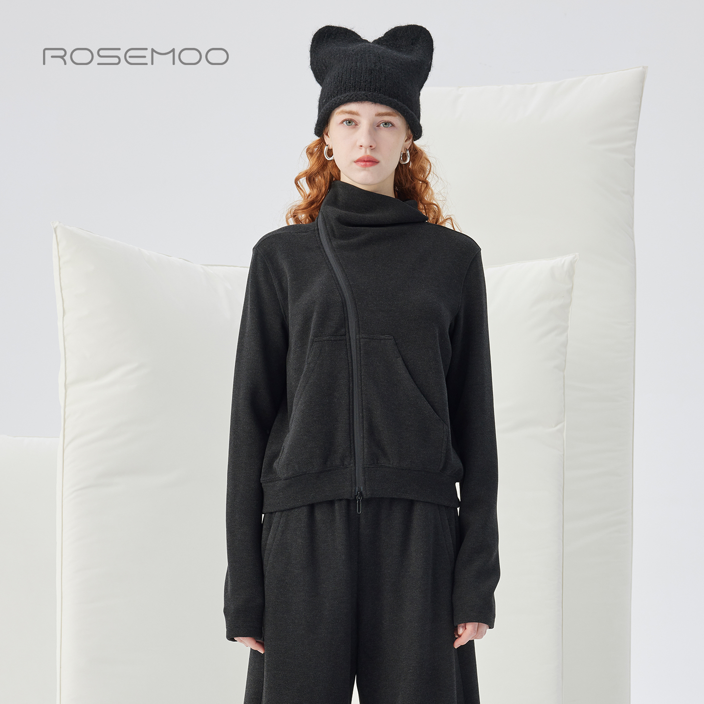 容子木ROSEMOO25冬商场同款柔软舒适垂顺斜门襟外套RSS4NP116A