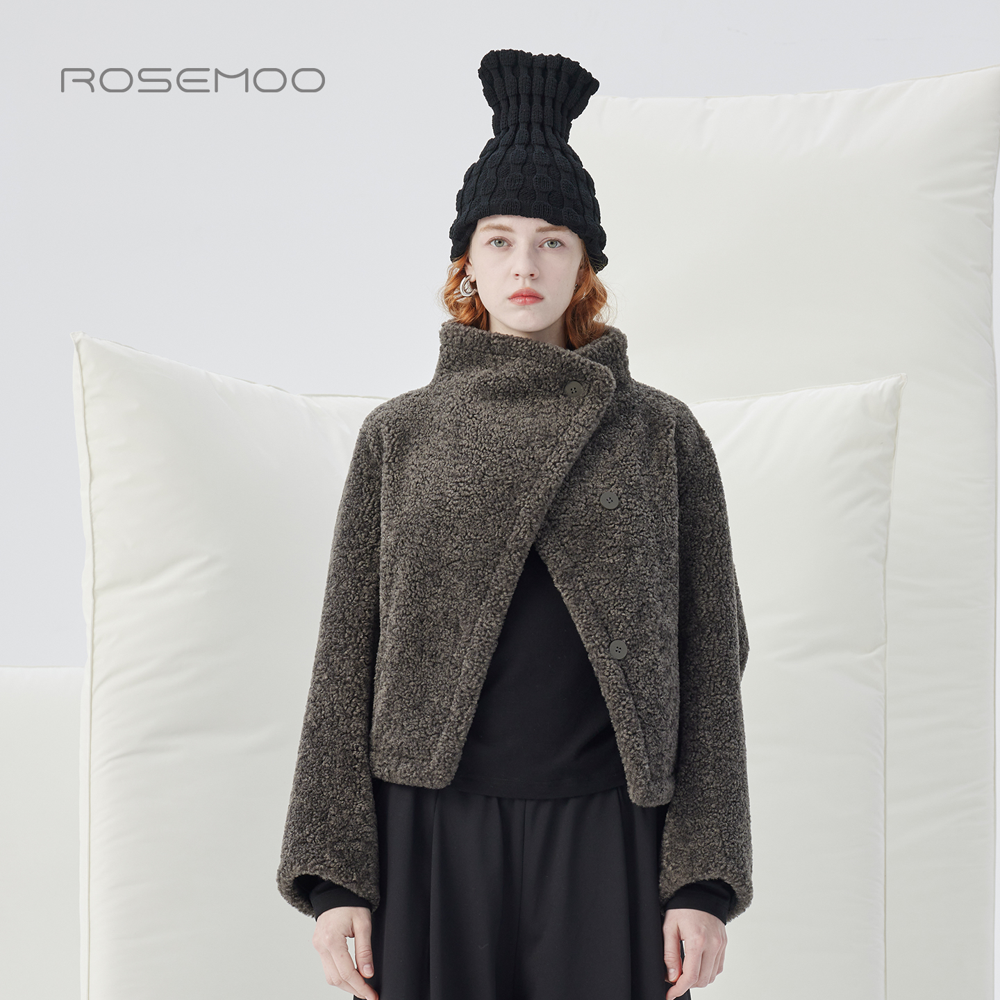 容子木ROSEMOO25冬【商场同款】柔软毛斜门襟短款外套RSS4WP127A
