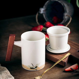 木柄马克杯大茶杯办公室喝花茶水杯过滤咖啡杯陶瓷带盖勺订制送礼