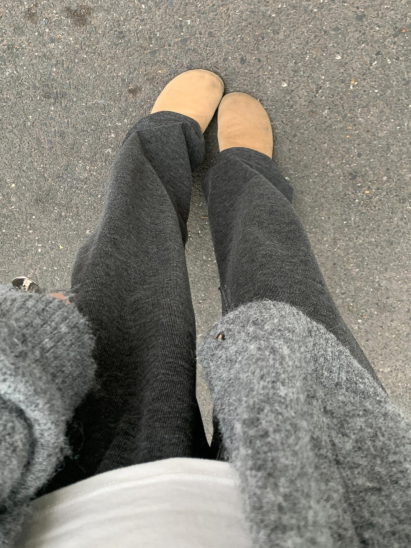 深灰色糯米裤女秋冬加绒软糯垂坠感休闲裤宽松直筒格雷系阔腿裤子