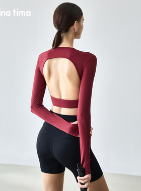 movingtime红色瑜伽服上衣女露背普拉提训练服带胸垫健身长袖短款