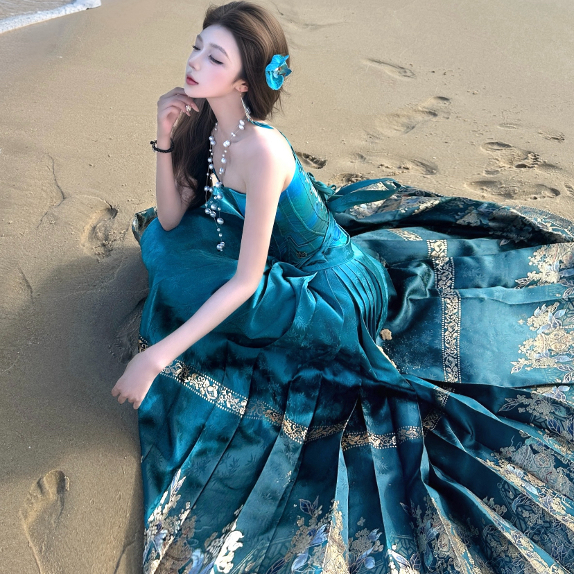 新中式明制汉服马面裙婚服订婚上衣2025新款套装女款成人日常款