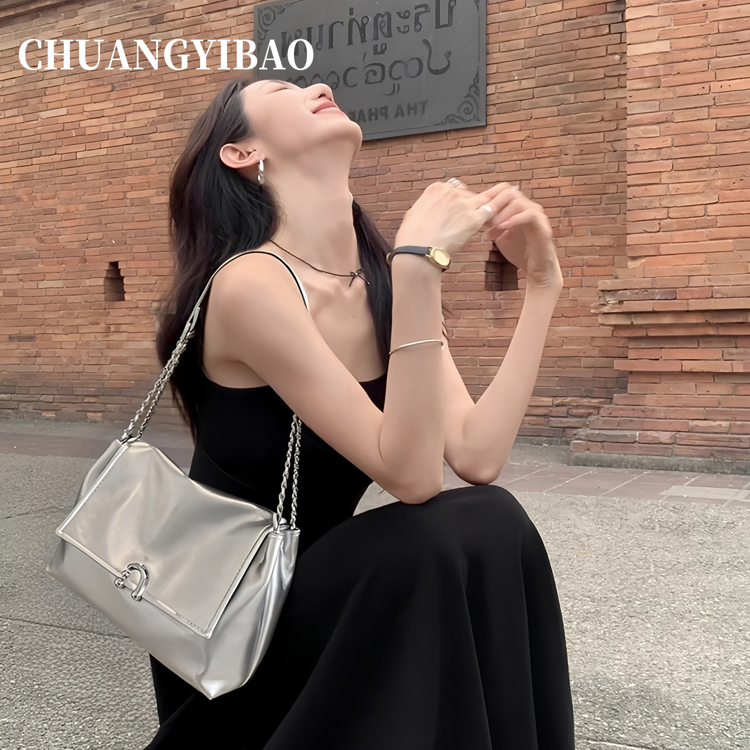 【品牌直营】大容量通勤单肩包