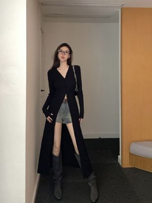 黑色气质高级慵懒开衫针织2025连衣裙新款显瘦修身长款长袖女装潮