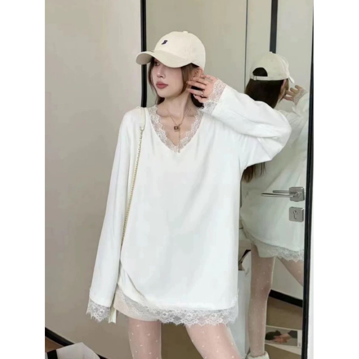 大码微胖休闲蕾丝长袖t恤女秋季时尚白色打底衫胖MM宽松显瘦上衣