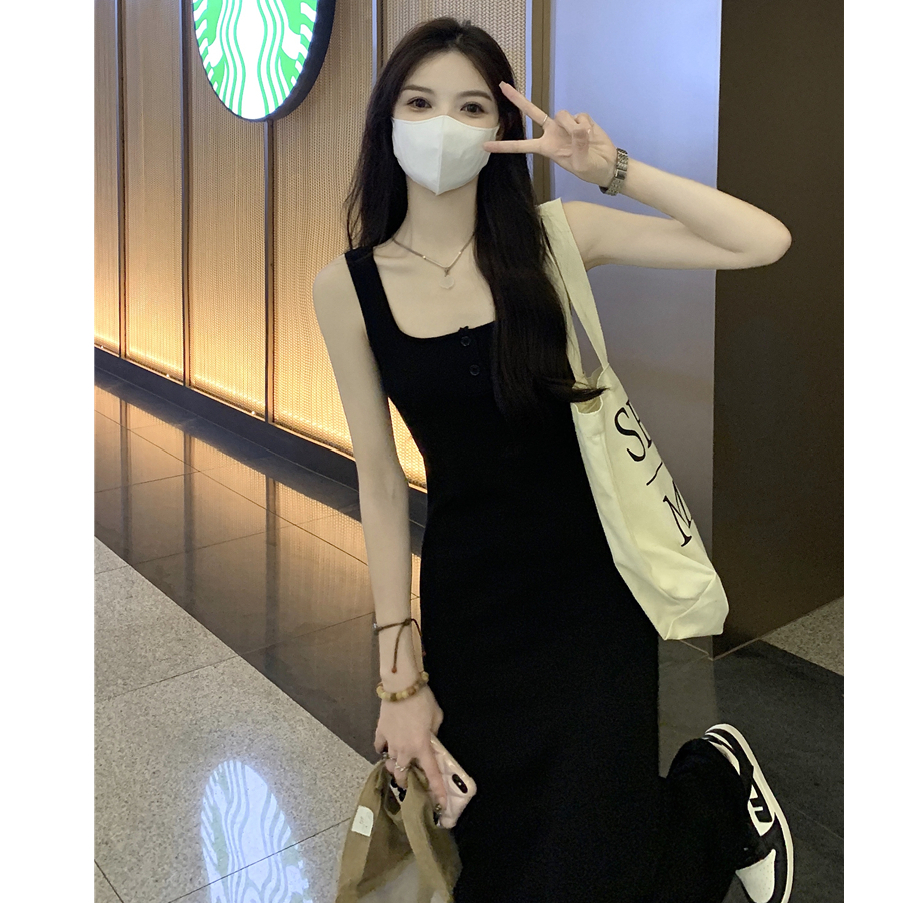 黑色内搭吊带连衣裙女夏季纯欲质感高级感a字长裙无袖裙子