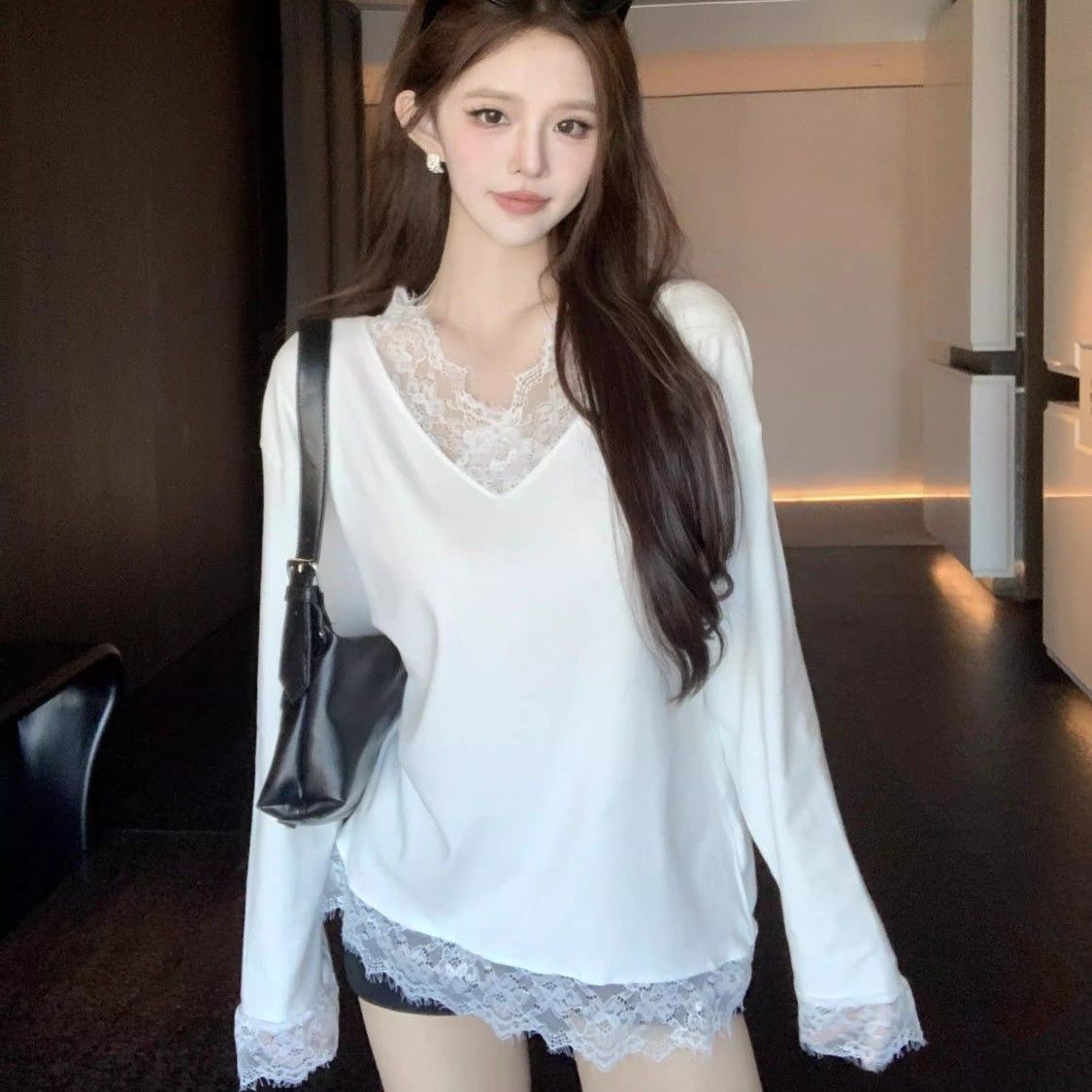 春秋蕾丝假两件v领白色长袖t恤女秋冬休闲宽松上衣德绒打底衫内搭