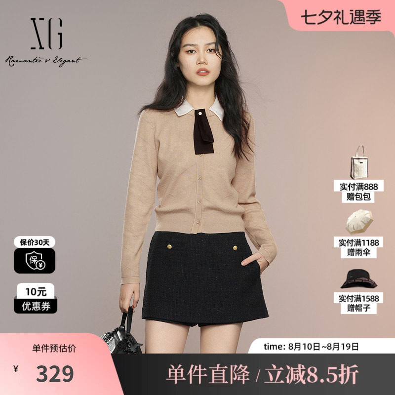 XG/雪歌XK311020A373 卡其色圆领长袖针织衫学院风配领带假领女装