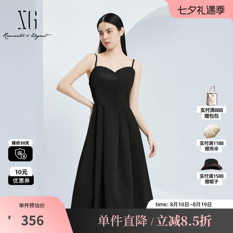 XG雪歌XJ304022A490无袖吊带连衣裙时尚秋季新款黑色百褶中长裙女