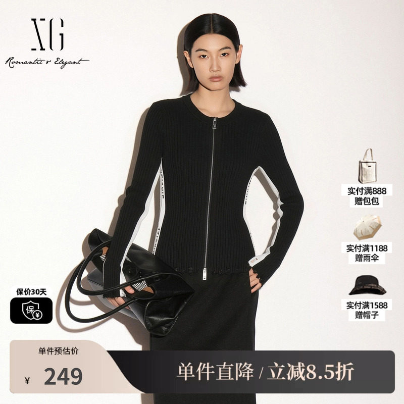 XG/雪歌 XK311682A890黑色圆领破洞撞色长袖针织衫修身拉链开衫女