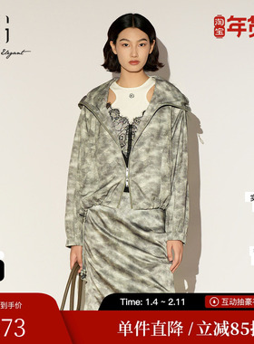 XG/雪歌XL107001B493 花版运动风短外套大翻领休闲户外宽松上衣女