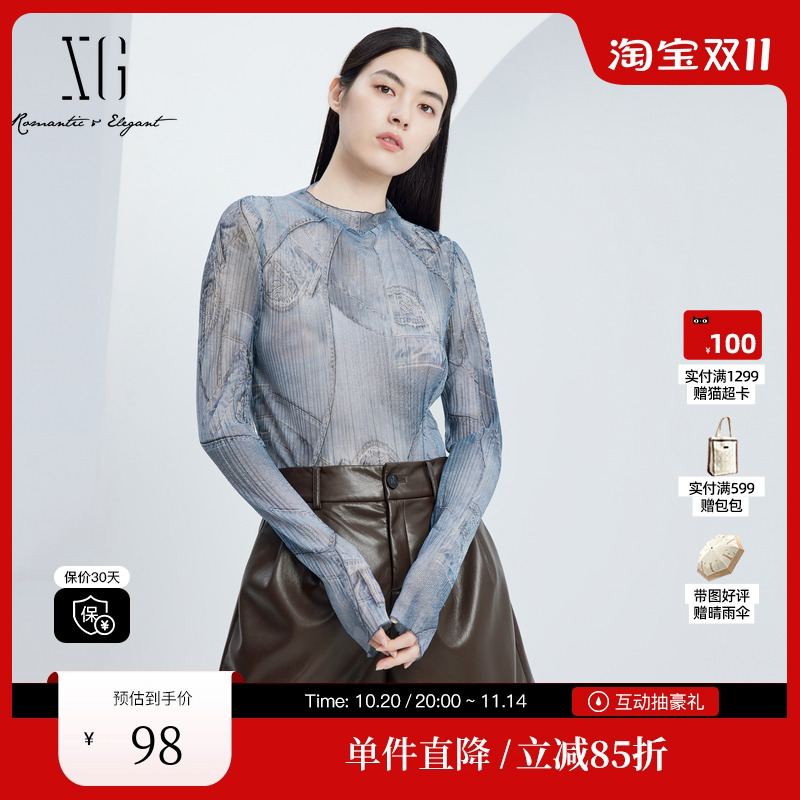 XG/雪歌XJ301010B397印花长袖T恤时尚秋季新款薄款抽褶圆领上衣女